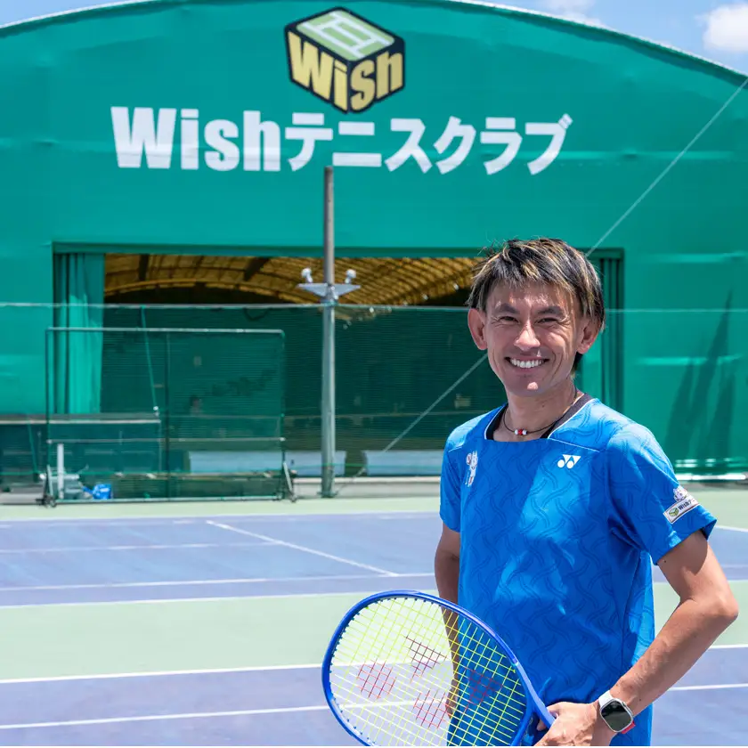 【中級者向け】世界マスターズランキングトップ10入りプロによるテニスパーソナルレッスン(1回分)【1706590】