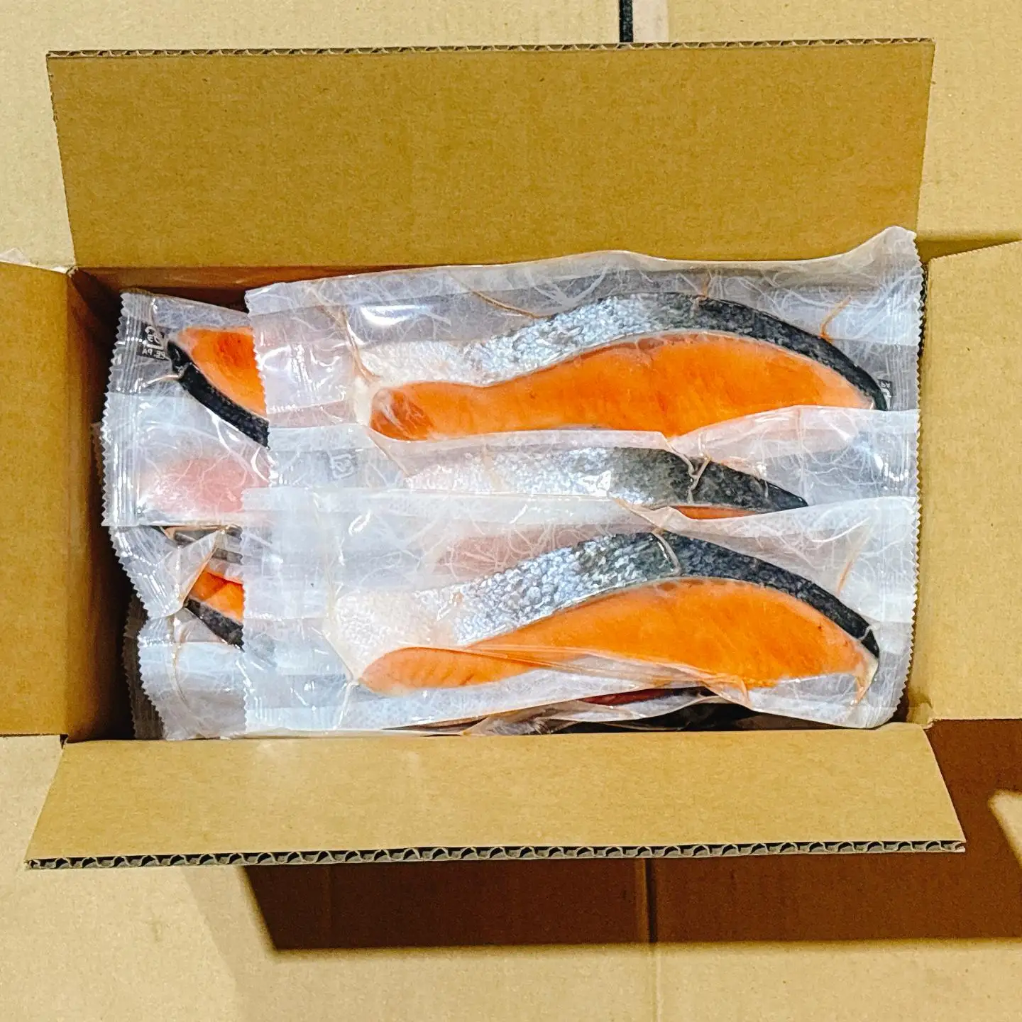 塩銀鮭切身1切×18P(個包装)(約1.26kg) A-09018