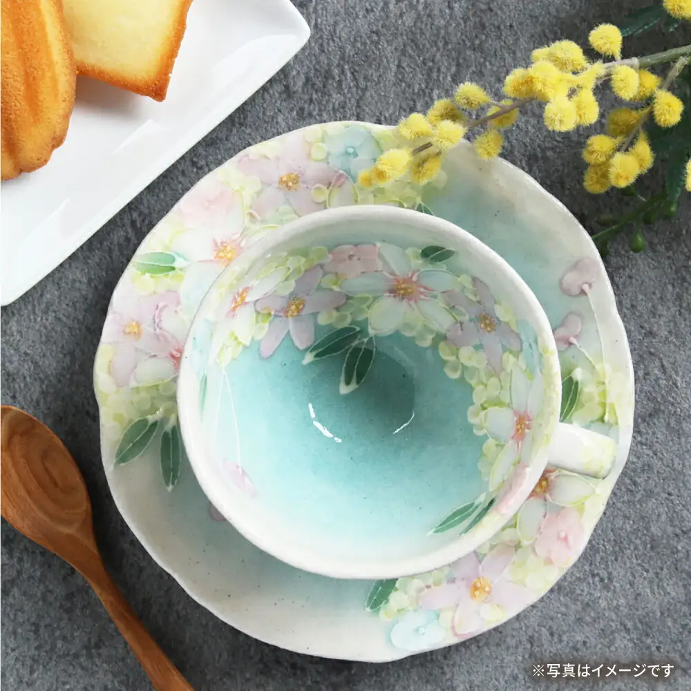 【瀬戸焼】「工房 ゆずりは」 薄紅花景色 コーヒー碗皿 1客 【松本陶器株式会社】 / マグ 食器 コーヒーカップ ティーカップ / 瀬戸市[BBDX031]