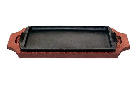 トキワ鉄器 ステーキ皿 ＆ ハンドル付き （木台タイプ） 角判小 24cm 308 くわな鋳物 ／ 食器 皿 お皿 鋳物 伝統 匠 食卓 プレート 蓄熱性 器 鉄板皿 重厚感 黒鉄 保温性