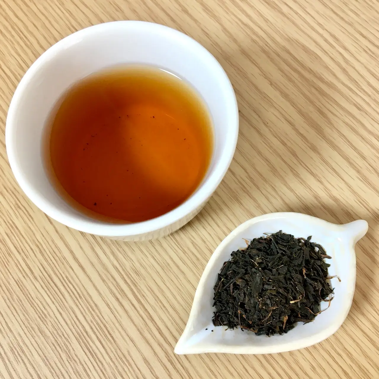 【R8年9月順次発送】中井侍紅茶を味わう 和風ライ麦100%パンと紅茶の詰め合わせ 【スパイスあり／やぶきた】