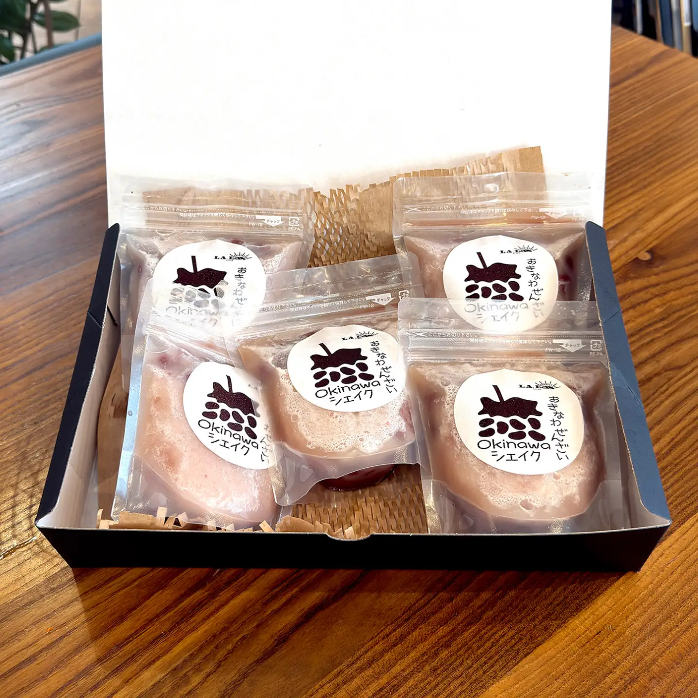 沖縄ぜんざいシェイク (5個入り) スイーツ デザート 冷凍 お取り寄せ ご当地 / LA.LA. STYLE Cafe[BCEV002]
