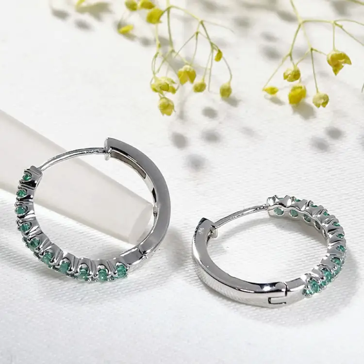 ピアス フープピアス プラチナ PT900 エメラルド 【f215-em-pt】