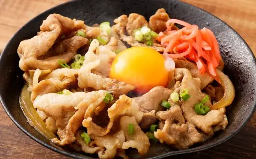【3回定期便】【村上市 豚】 岩船豚 小間切れ 約1kg（約200g×5パック） ／ 肉 にく お肉 豚肉 ぶた肉 ブタ肉 ポーク こま切れ ジューシー やわらか 小分け 冷凍 国産 001-0009