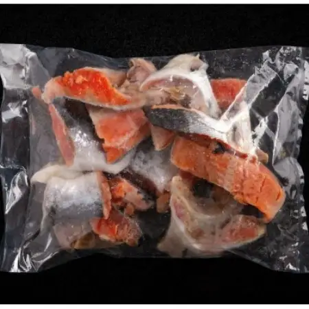 【訳あり】天然紅鮭 ご家庭用切身 1kg(カマ・尾含む)【配送不可地域：離島】【1748658】