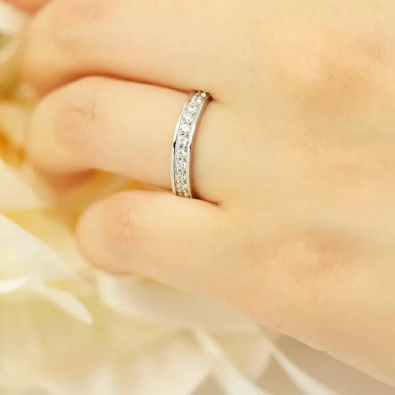 Pt950　0.70ct　ダイヤモンド　フルエタニティリング-R0091