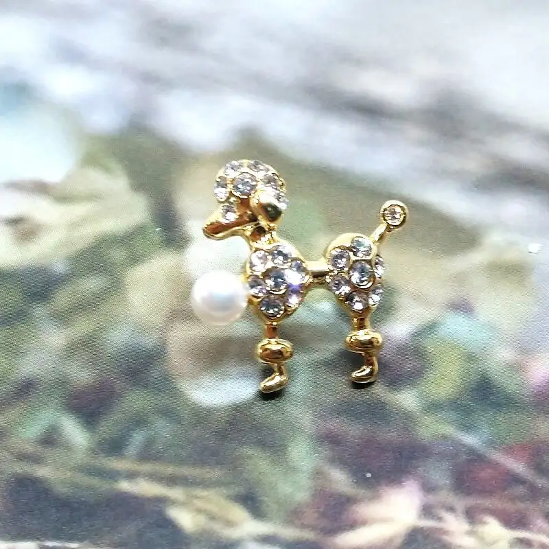 2201 真珠ピンブローチ・プードルG（淡水本真珠・ボタン）オシャレ パール アクセサリー プレゼント 自分へのご褒美 イヌ