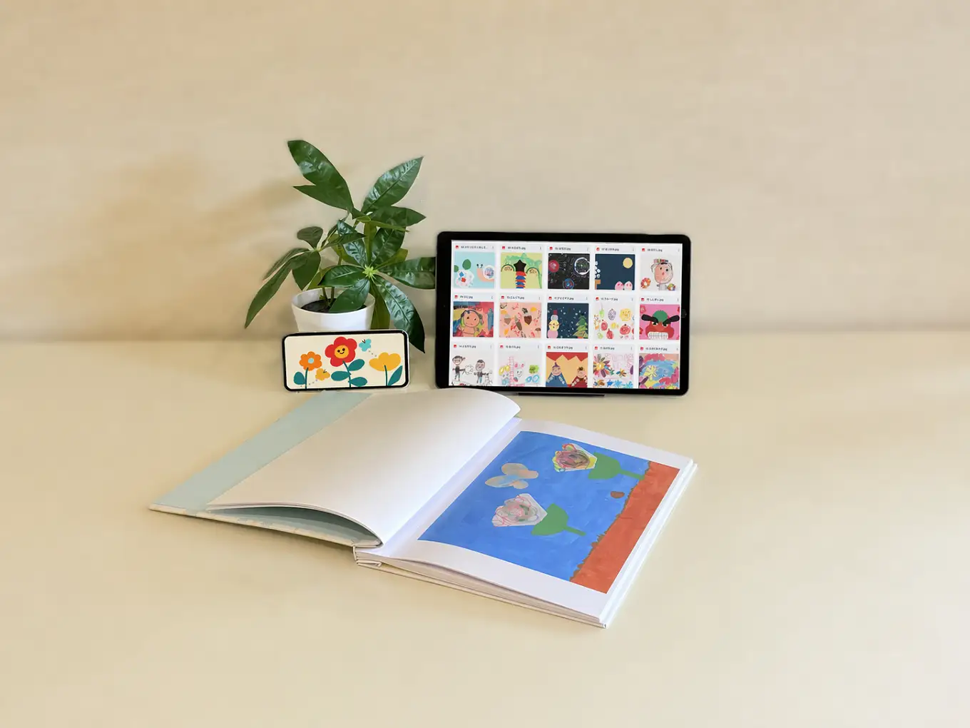 子どもの作品を本・動画・立体で残す まんてんキッズアート【スタンダードプラン利用券（100%OFF）】【24,000円相当】80-7