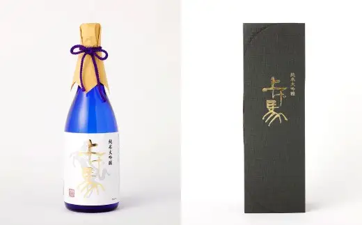 細川酒造 純米大吟醸 『上げ馬』 化粧箱入り 720ml お酒 酒 おさけ さけ アルコール 日本酒 純米酒 ギフト 贈答