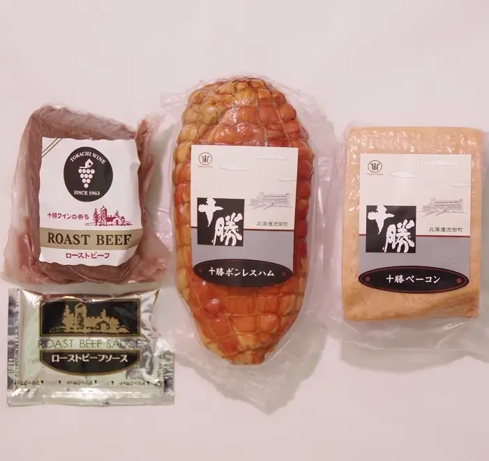 ローストビーフ&ハム・ベーコン 3種計980g 冷蔵 詰め合わせ 送料無料 国産 ハム ベーコン ローストビーフ 十勝池田食品