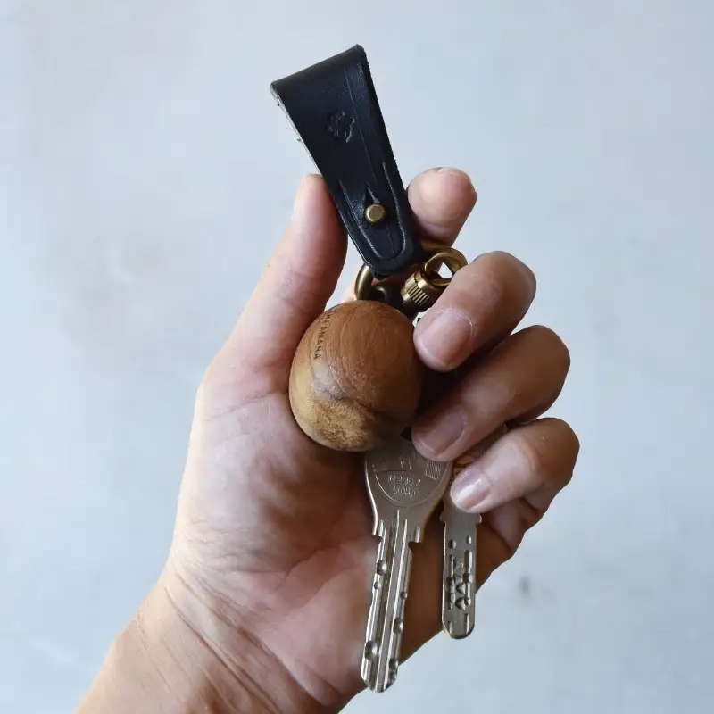 Teha’amana CC Key Holder キーホルダー ブラウン