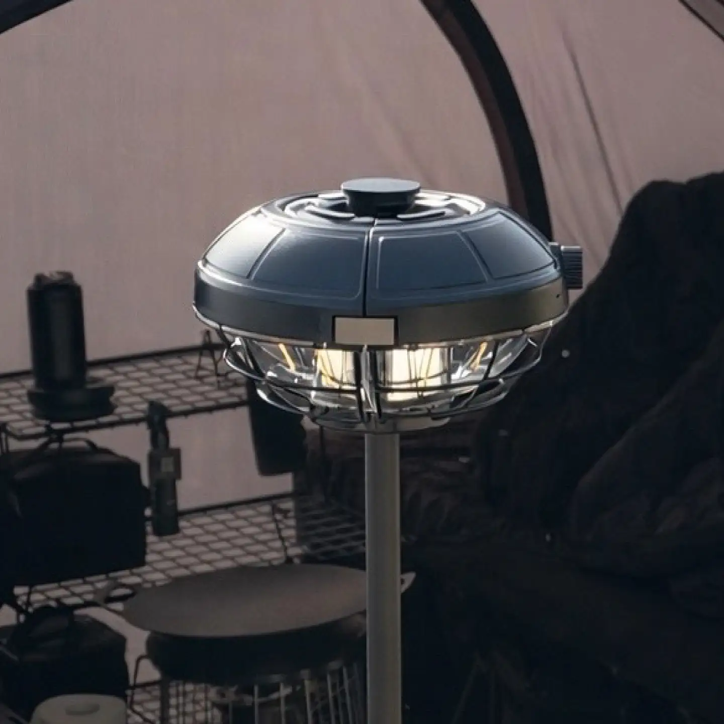キャンプライト OMA light / LEDライト ランタン ライト キャンプライト 600ルーメン ポール装着 タープポール ワンポールテント 三脚対応 可変式 吊り下げ アウトドア キャンプ キャンプ用品 キャンプギア / 大阪府藤井寺市 / 株式会社グリークス[BLCK007]