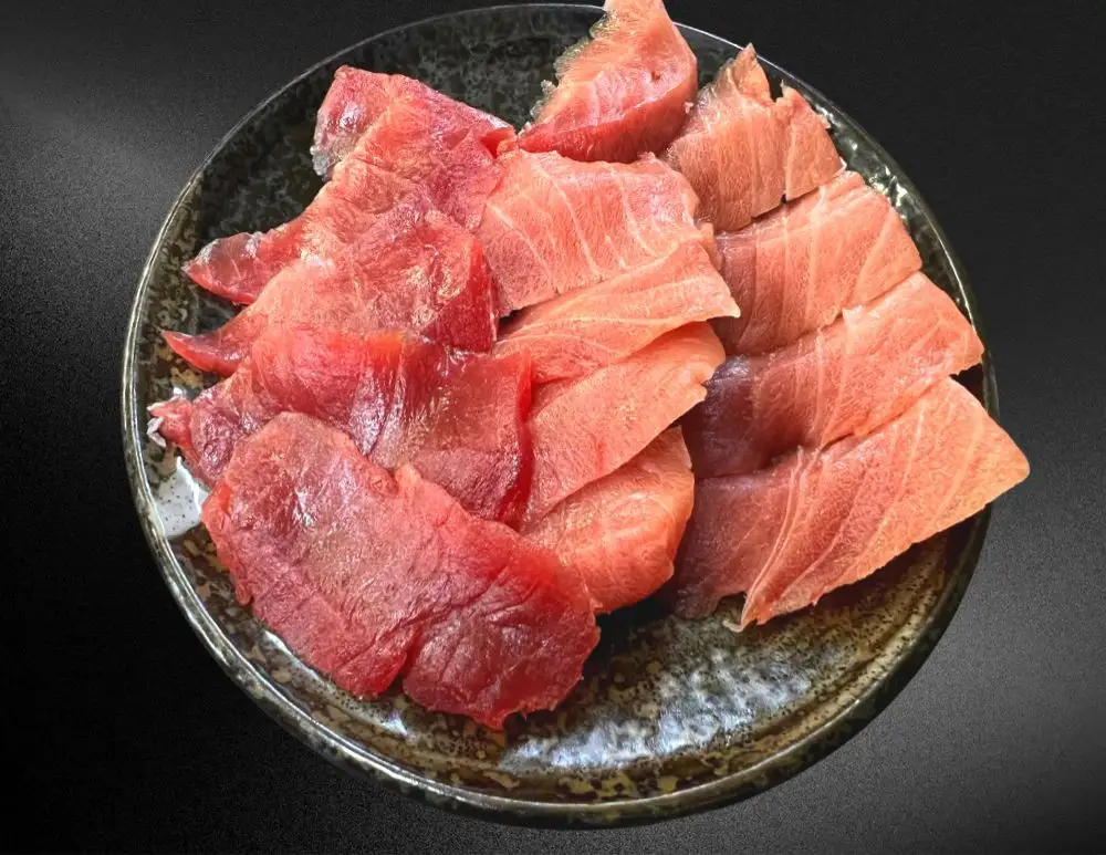 三崎朝市直送！天然アイルランド産本鮪セット（中トロ、赤身、大トロすきみ） M097-001 まぐろ 天然まぐろ