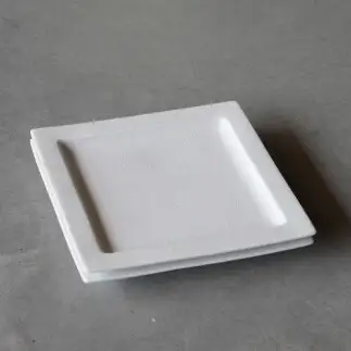 有田焼 スノー 14cm リム正角プレート 2点 セット【金善製陶所】食器 器 うつわ プレート 取り皿 白 ホワイト 上品 おしゃれ do056