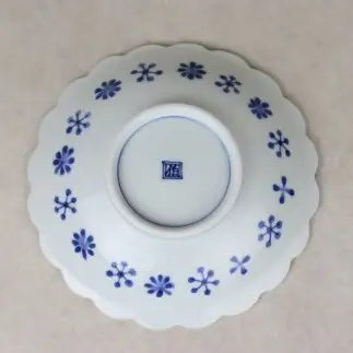 有田焼 輪花渕 六寸皿 濃ナス【大慶】うつわ 器 食器 皿 プレート 18cm なす ci094