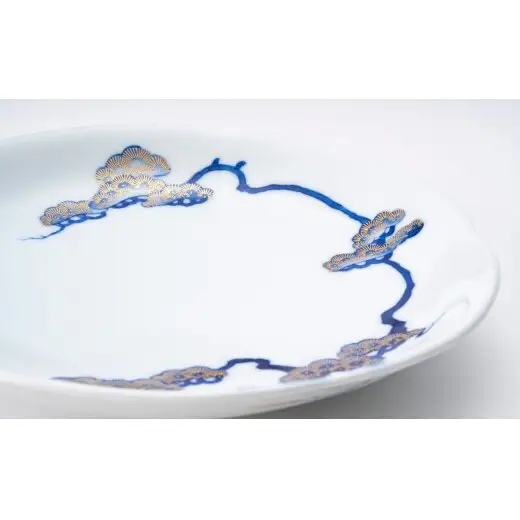 有田焼 金彩松 ペア梅型皿【深川製磁】食器 器 うつわ 和食器 伝統工芸 松 縁起物 吉祥紋様 セット aa067