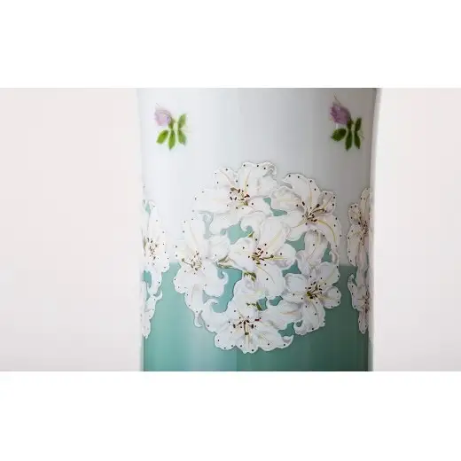 有田焼 白百合 フラワーベース【深川製磁】花器 花瓶 食器 器 うつわ 伝統工芸 磁器 陶磁器 モダン シンプル 白 ホワイト | 110000円 11万円 | aa059