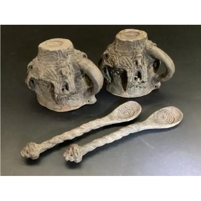 縄文・火焔型土器のコーヒーカップ・マグカップ+縄文スプーン　2個セット　7.5cm×174ｇ 手作り 工芸品 食器 新潟市