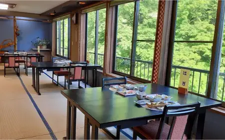 せせらぎの宿「吉野屋」ペア宿泊券