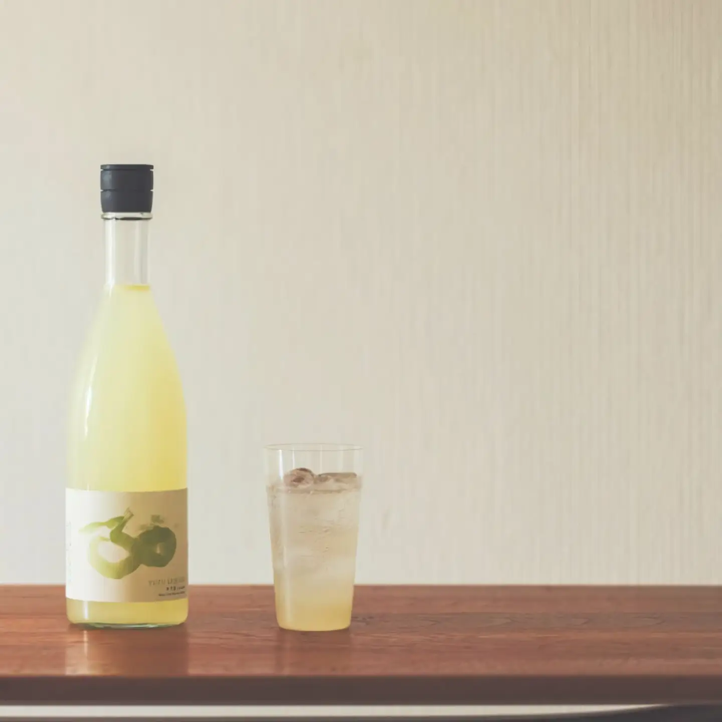 真澄「ゆず酒」720ml×2本 柚子酒 ゆずのお酒 柚子のお酒 リキュール 自家製焼酎 柚子果汁 爽やか 甘酸っぱい 香り豊か 長野県 信州 富士見町 宮坂醸造 酒蔵 お酒セット ギフト 贈答 プレゼント 誕生日 母の日 父の日 敬老の日 お中元 お歳暮 手土産 食前酒 食後酒 ロック ソーダ割り 家飲み 晩酌 人気 おすすめ 国産 ふるさと納税 返礼品 女性向け デザート酒 お取り寄せ 手土産