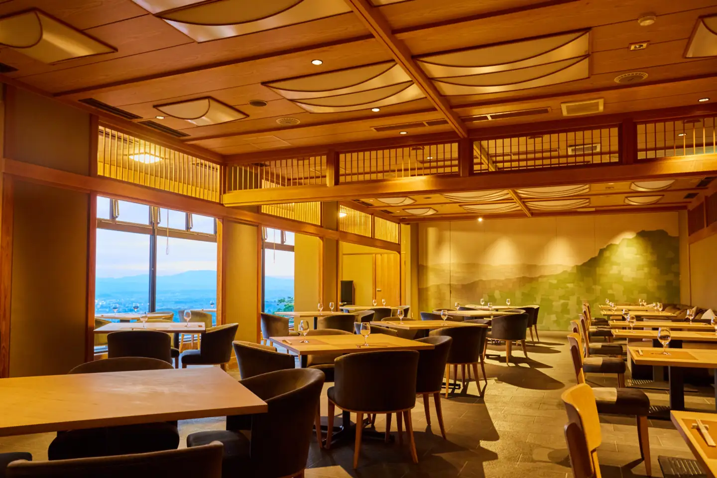 TERRACE 若草山（ANDO HOTEL 奈良若草山 内レストラン）お食事券10,000円分　nru003