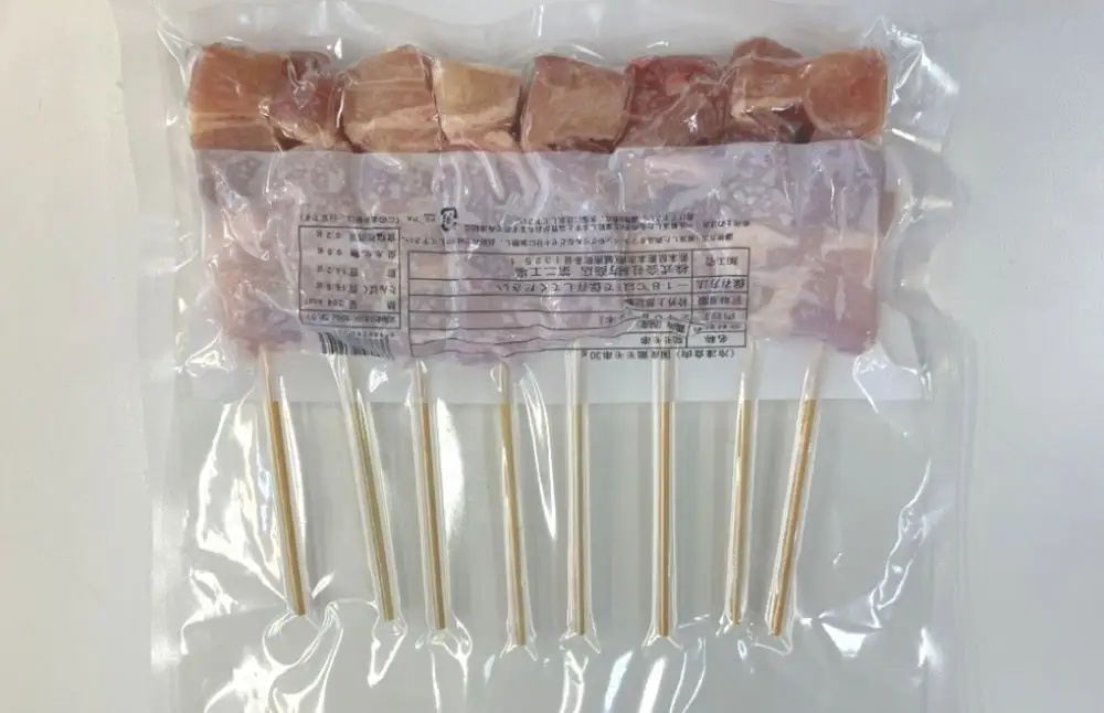 冷凍 国産 鶏モモ串 （ 約30g × 8本 ） × 5袋 計40本 焼き鳥 串焼き 鶏肉 お肉 モモ肉 お惣菜 おかず お弁当 おつまみ 晩酌 酒の肴 ホームパーティー バーベキュー 家庭用 業務用