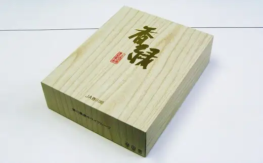 香川県産 香緑キウイ 約1.4㎏化粧箱　7-10玉_Z2600539