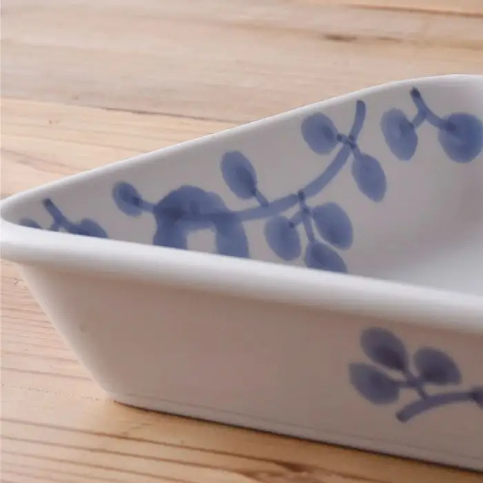 【波佐見焼】オーブンウェア 花唐草 長角トレー グラタン皿 食器 皿【光春窯】 [XD07] 波佐見焼