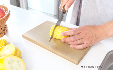 銘木屋のカッティングボード　朴　（ひなもり銘木）まな板 まな板