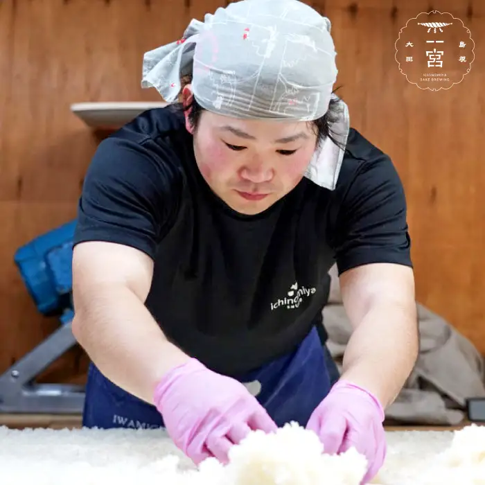 石見銀山　純米大吟醸＆純米吟醸セット（佐香錦）【日本酒 2本 セット 2種類 720ml 純米大吟醸 純米吟醸 飲み比べ 佐香錦 改良八反流 贅沢 瓶 プレゼント 父の日】