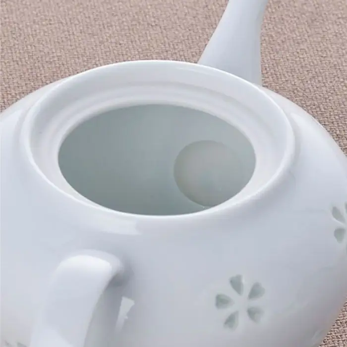 【波佐見焼】水晶花詰ティータイム ティーポット カップ ソーサー ペアセット 食器 皿 【丹心窯】 [AB20]  波佐見焼