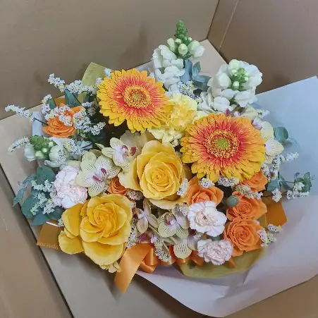 お誕生日 アレンジメント 花 ギフト 誕生日 季節 生花
