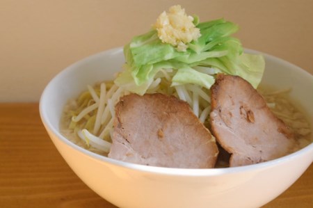ラーメン ろたす ラーメン３食 セット （煮干ラーメン・正油クラシック・豚そば） 食べ比べ ラーメン ギフト 父の日 スープ お取り寄せ 冷凍 具付き