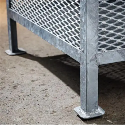 金属加工のプロがつくる「屋外用のゴミ箱」(縦50cm×横50cm×高さ60cm)_金属 メッシュ構造 屋外 ゴミ箱 北海道 釧路町 釧路超 特産品 _【1140286】
