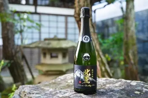 【ふるなびWEEK対象】甲斐の開運 純米吟醸「北麓スパークリング」 720ml＜スパークリング日本酒＞【井出醸造店】