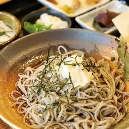 伊吹久次郎そば 6人前 つゆ付 半生蕎麦 麺類 