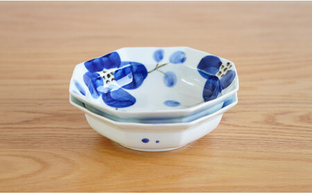 【食卓を楽しむ】有田焼 リム八角鉢 Mサイズ 2個セット【皓洋窯】食器 器 うつわ 鉢 小鉢 2個 セット ペア ブルー 手描き かわいい dl038