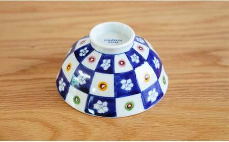 【食と暮らし、心も彩る日々の器】有田焼 面取飯碗 市松紋【皓洋窯】食器 器 うつわ 皿 茶碗 お茶碗 ご飯茶碗 ちゃわん 市松紋様 手描き 電子レンジ対応 dl035