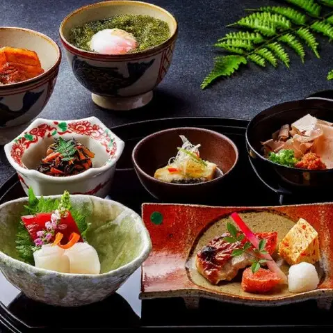 ＜ホテル日航アリビラ＞1泊2日／夕朝食付きペア宿泊券（スーペリアツイン／禁煙） 〇 リゾートホテル リゾートウェディング 人気 チャペル 読谷村 沖縄 サンセットビーチ オーシャンビュー プライベートビーチ