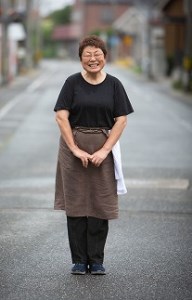 お試しセット 居酒屋のおかあちゃん手作り ひと口味噌ぎょうざ 30個(15個×2袋) H136-034