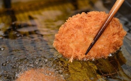 お肉屋さんの贅沢手作り惣菜セット ＜ハンバーグ＆メンチカツ＞　【r6-4718885】