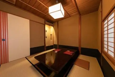 【京都木屋町・温石 左近太郎】ペアお食事券 ＜個室席確約＞