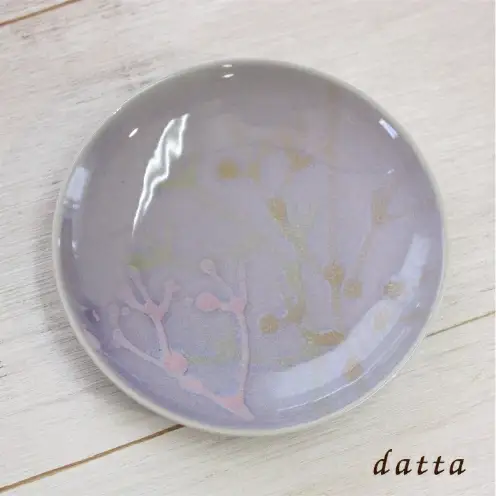 【datta.沖縄南の島陶芸工房】珊瑚プレート 取り皿（2枚セット）紅掛空色×純白 ☆ 読谷村 やちむん お皿 器 伝統工芸品 可愛らしい サンゴ コーラル セット商品