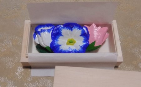 8月の帯留め（トルコキキョウ）（兼ブローチ）【hms010A】