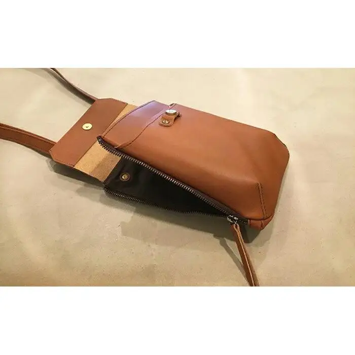 【alto.】縦型スマートショルダーバッグ AMSB-1030（ブラウン）