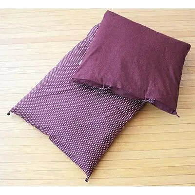 【 洛中高岡屋 】うたた寝にちょうどいい寛ぎのアイテム　カバータイプごろ寝敷きふとん＜ゆったりサイズ＞（パープル系）