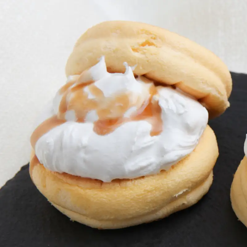 パンケーキカフェcafeblowの「ふわふわパンケーキ」 3種3個（プレーン 塩キャラメル Wチョコ）