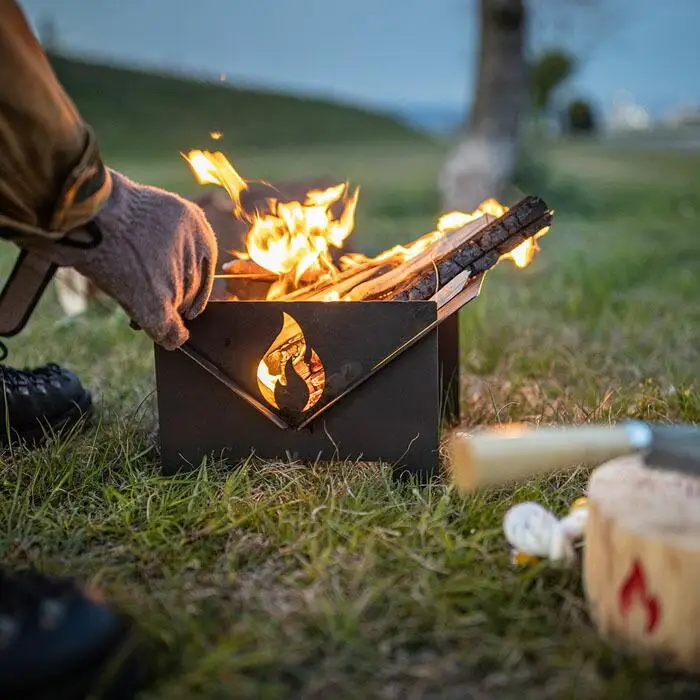 Fire Pit【ブラック】／焚き火台 （収納バッグ付）