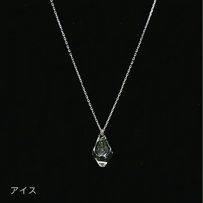 アロマ ネックレス しずく / アイス クリア SV925 ニッケル フリー ロジウム メッキ カットあり 《糸島》【タビノキセキ】 [ADB019]