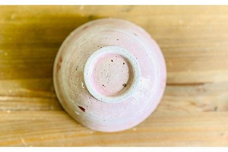 桜 飯碗  《 糸島 》【てびねり舎（鎌田 恵子）】【いとしまごころ】うつわ 食器 陶器 お椀 [ARZ001]